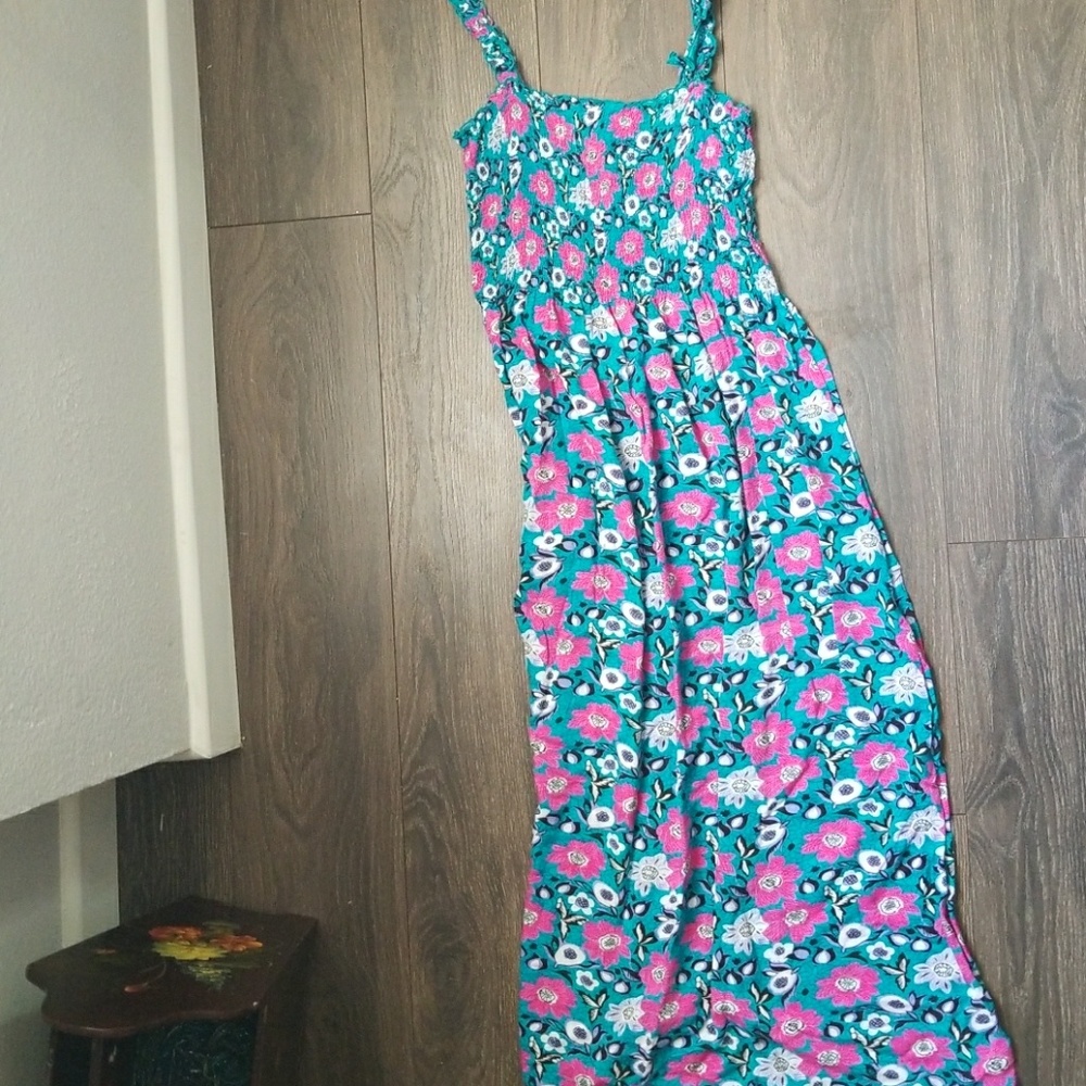 Floral Maxi Dress - Picture 2 of 3